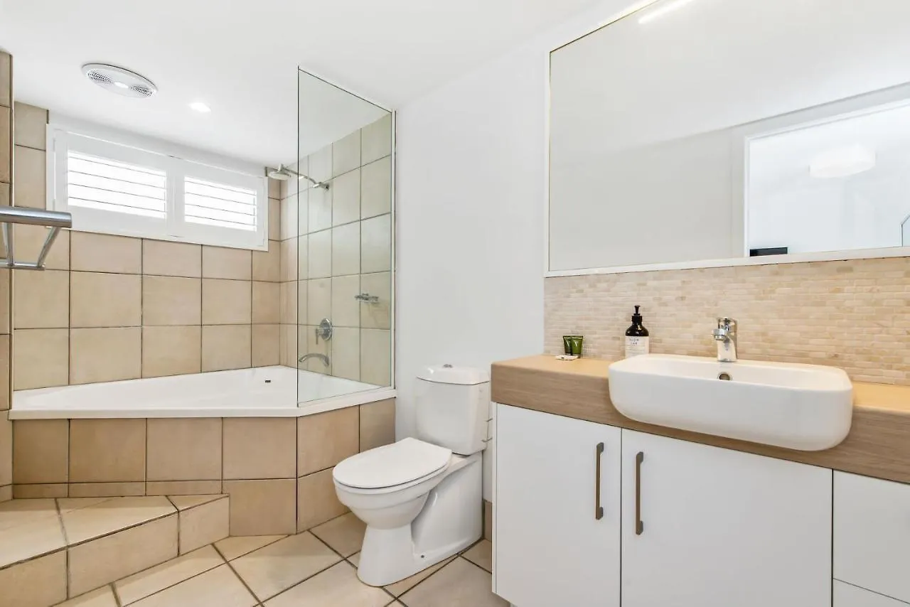 6 Riverside Noosa Noosaville
